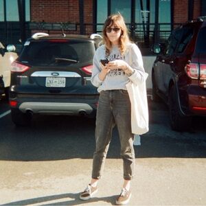 Topshop Mom Jeans dark blue wash NWT long inseam 30/34